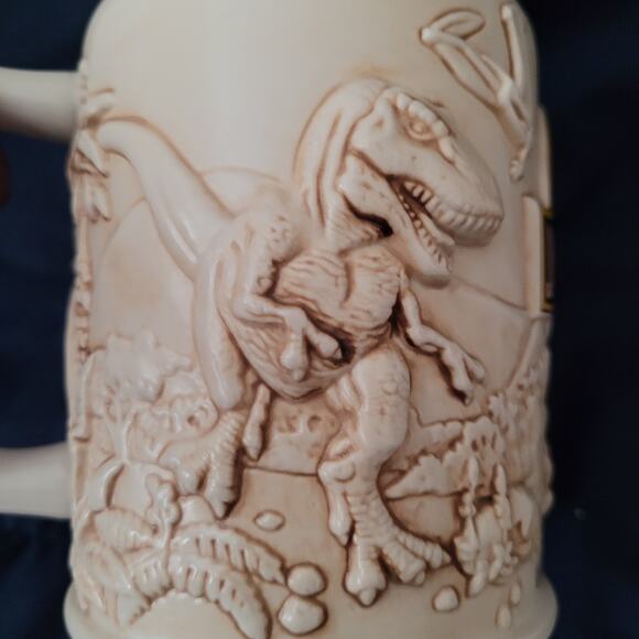 Jurassic Park Universal Studios Mug - Dinosaur Theme - Picture 6 of 8